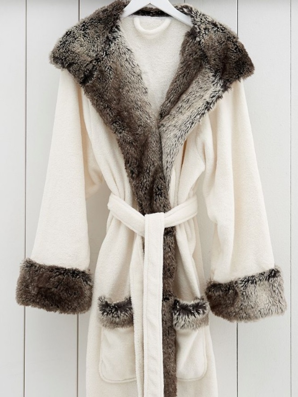 NWT Pottery Barn Faux Fur Ombré Robe